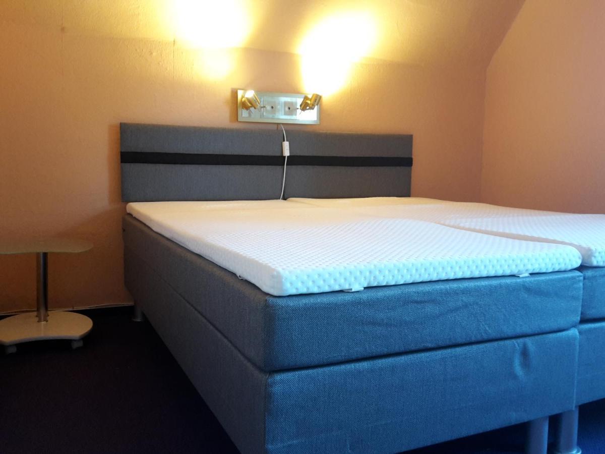 Ferienwohnung Dresden West エクステリア 写真